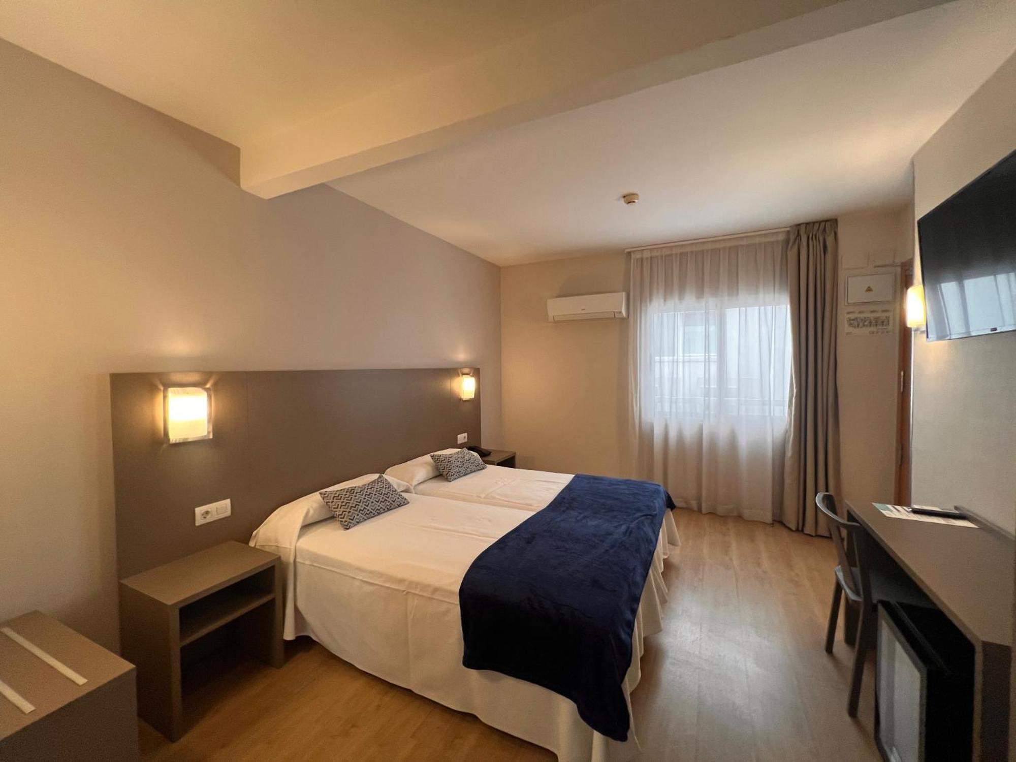 Hotel Montesol Бенідорм Екстер'єр фото